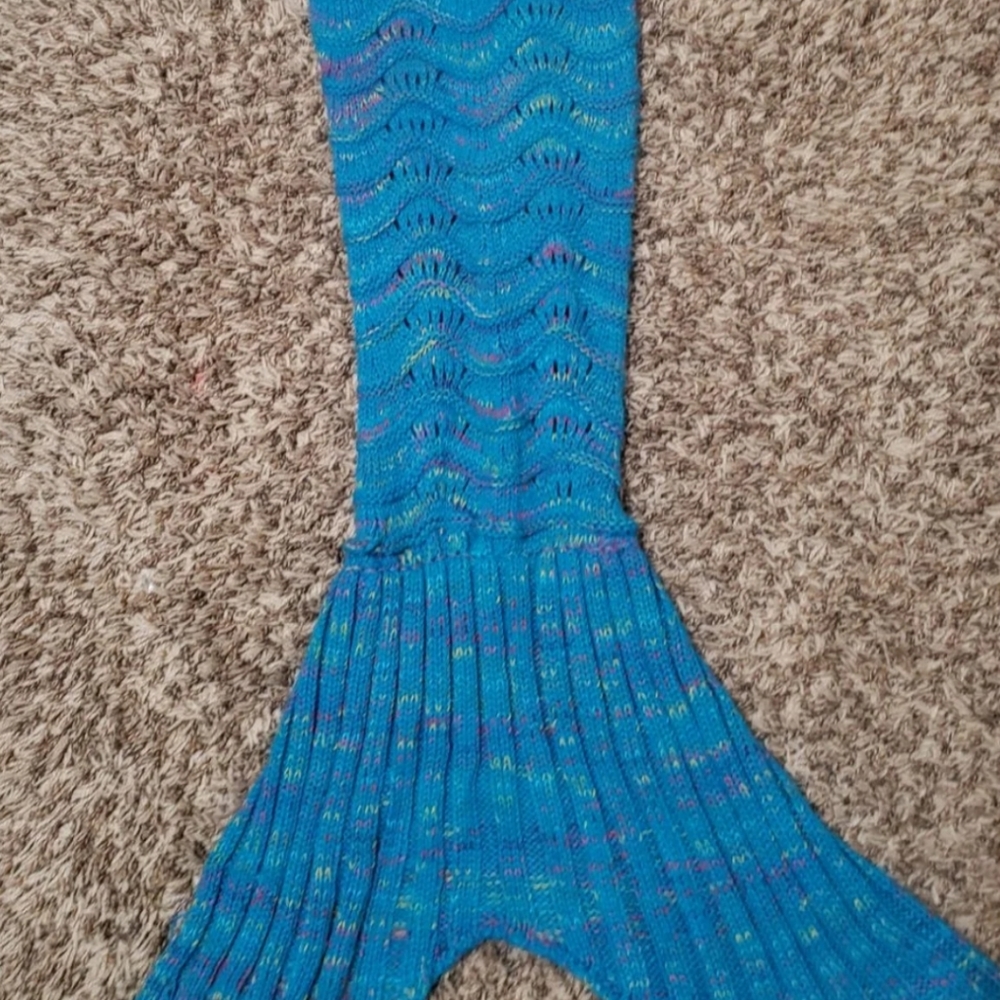 Mermaid tail blanket